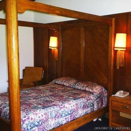 Kings Inn Cleveland Strongsville Zimmer foto
